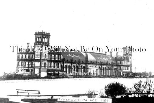 NO 2193 - Tynemouth Palace, Northumberland