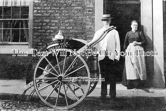 NO 2339 - Milk Cart, Southwick, Tyne & Wear, Northumberland