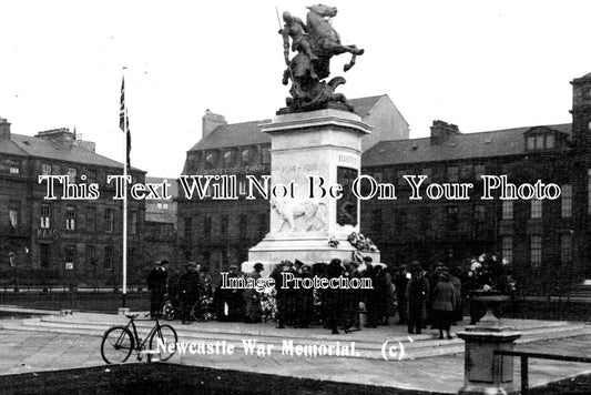 NO 2444 - Newcastle War Memorial, Northumberland