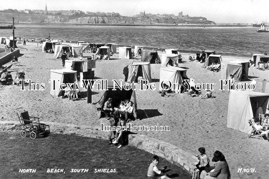 NO 2501 - North Beach, South Shields, Northumberland c1950