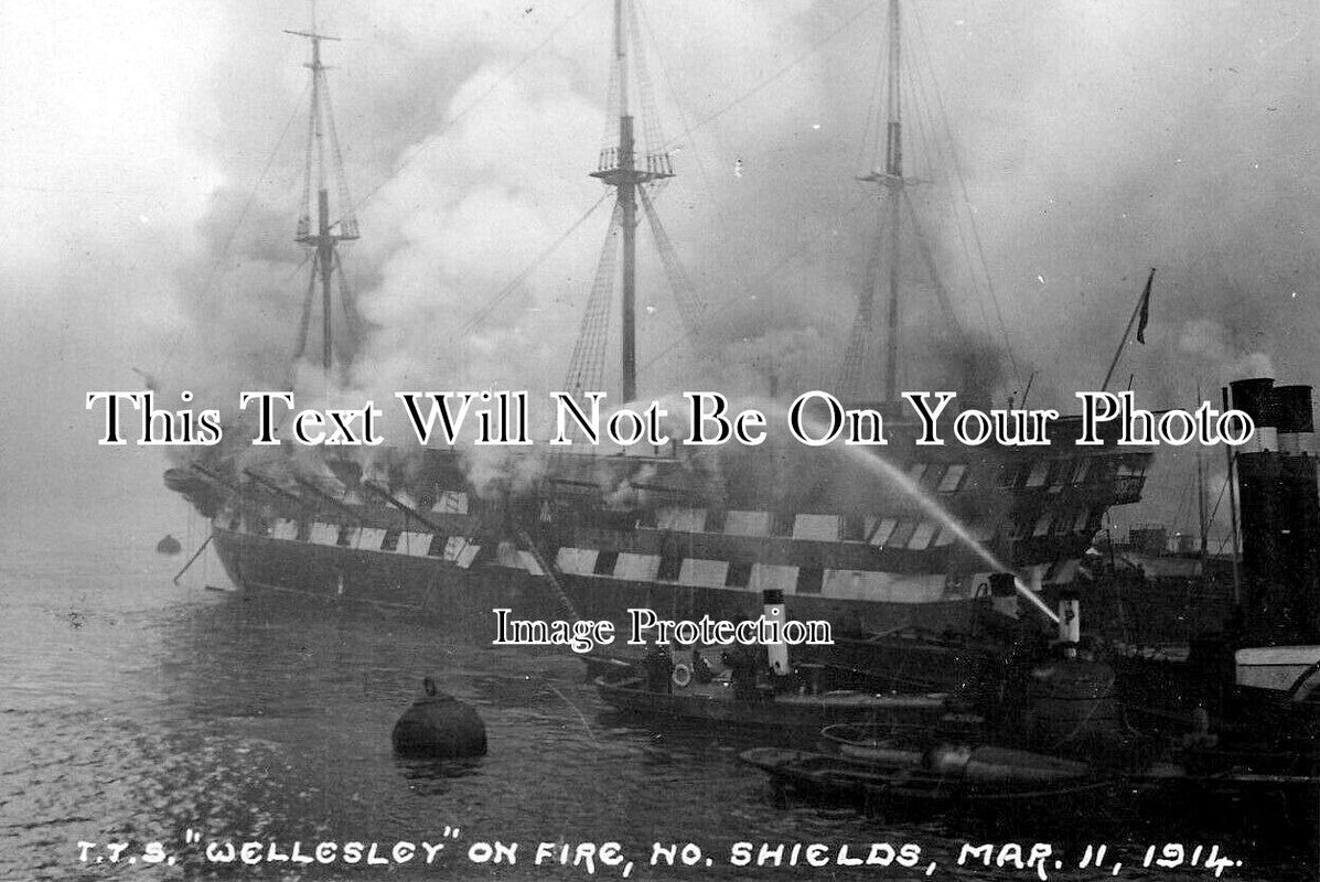 NO 2513 - TTS Wellesley Training Ship Fire, North Shields 1914