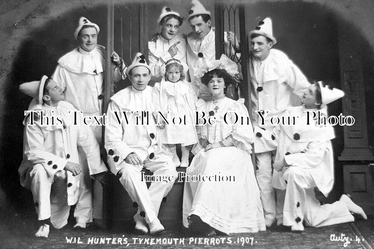 NO 2533 - Will Hunters Tynemouth Pierrots, Northumberland 1907