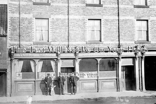 NO 2534 - Turks Head Pub, Bedlington, Northumberland