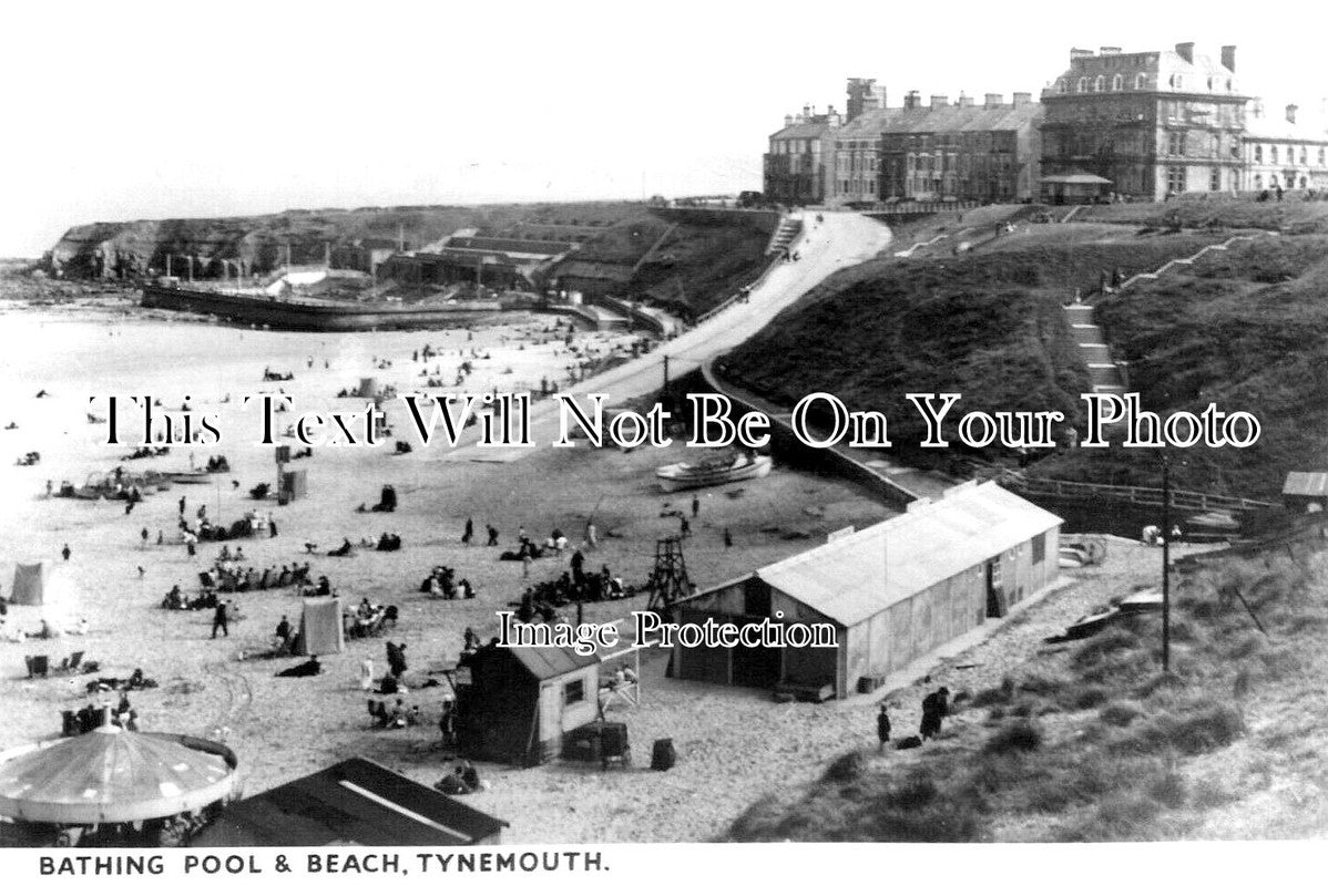 NO 2613 - Bathing Pool & Beach, Tynemouth, Northumberland