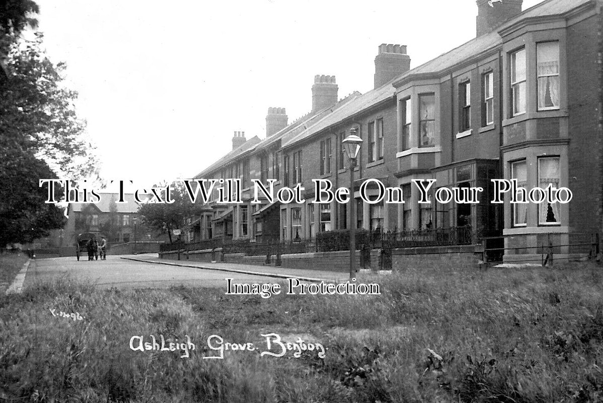 NO 2652 - Ashleigh Grove, Benton, Newcastle, Northumberland