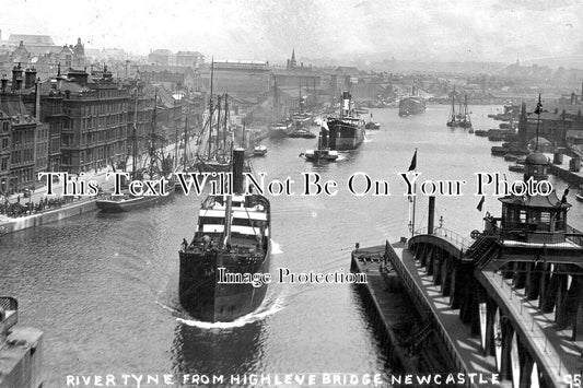 NO 2674 - River Tyne From High Level Bridge, Newcastle, Northumberland