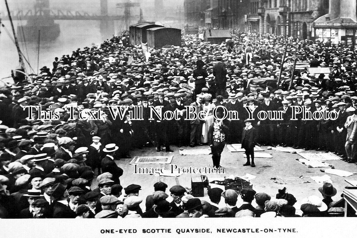 NO 2723 - One Eyed Scottie Quayside, Newcastle On Tyne