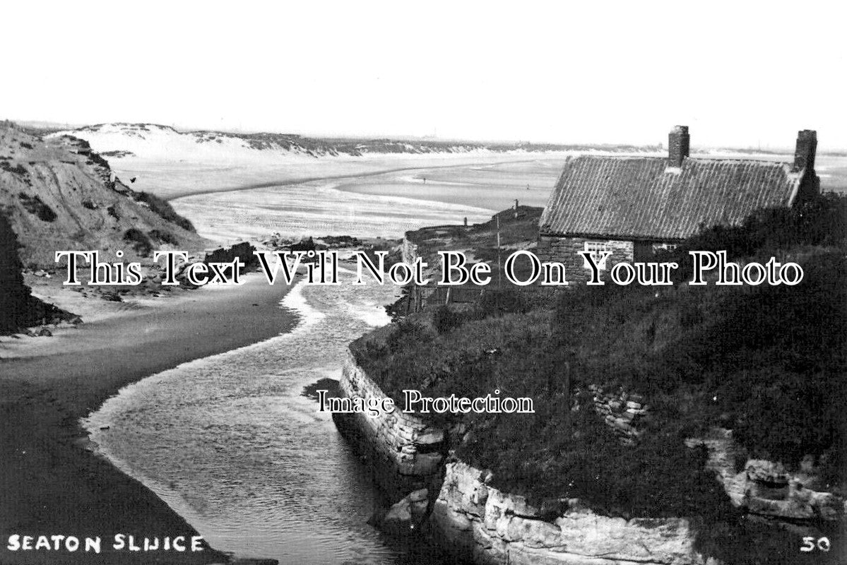 NO 2733 - Seaton Sluice, Northumberland
