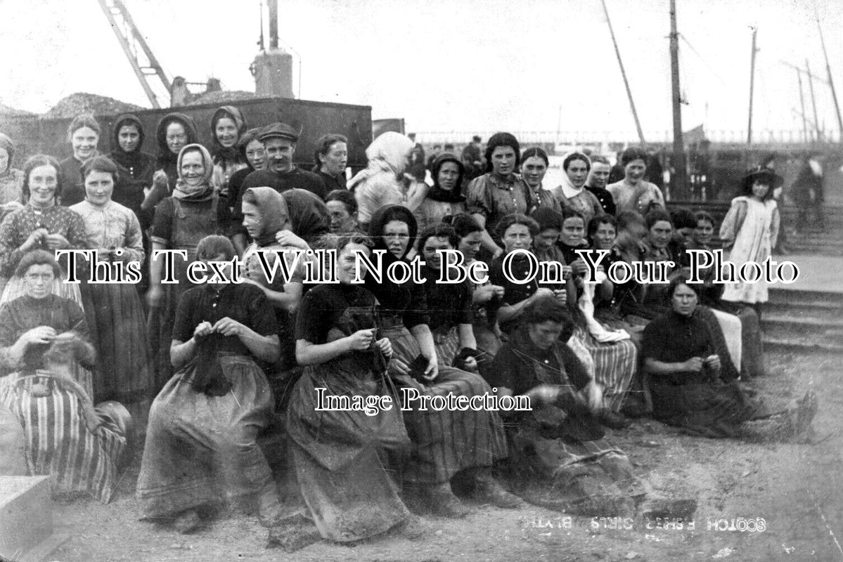 NO 2795 - Scotch Fisher Girls, Blyth, Northumberland