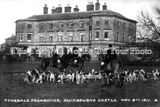 NO 2853 - Tynedale Foxhounds, Swinburne Castle, Northumberland 1911