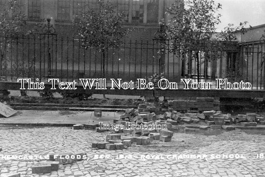 NO 2891 - Newcastle Floods, Royal Grammar School 1913