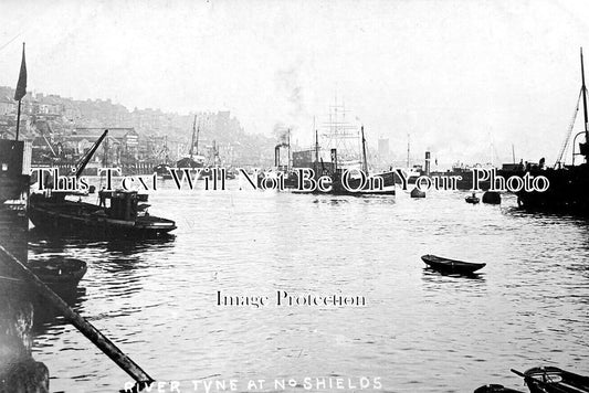 NO 2977 - The River Tyne & North Shields, Northumberland