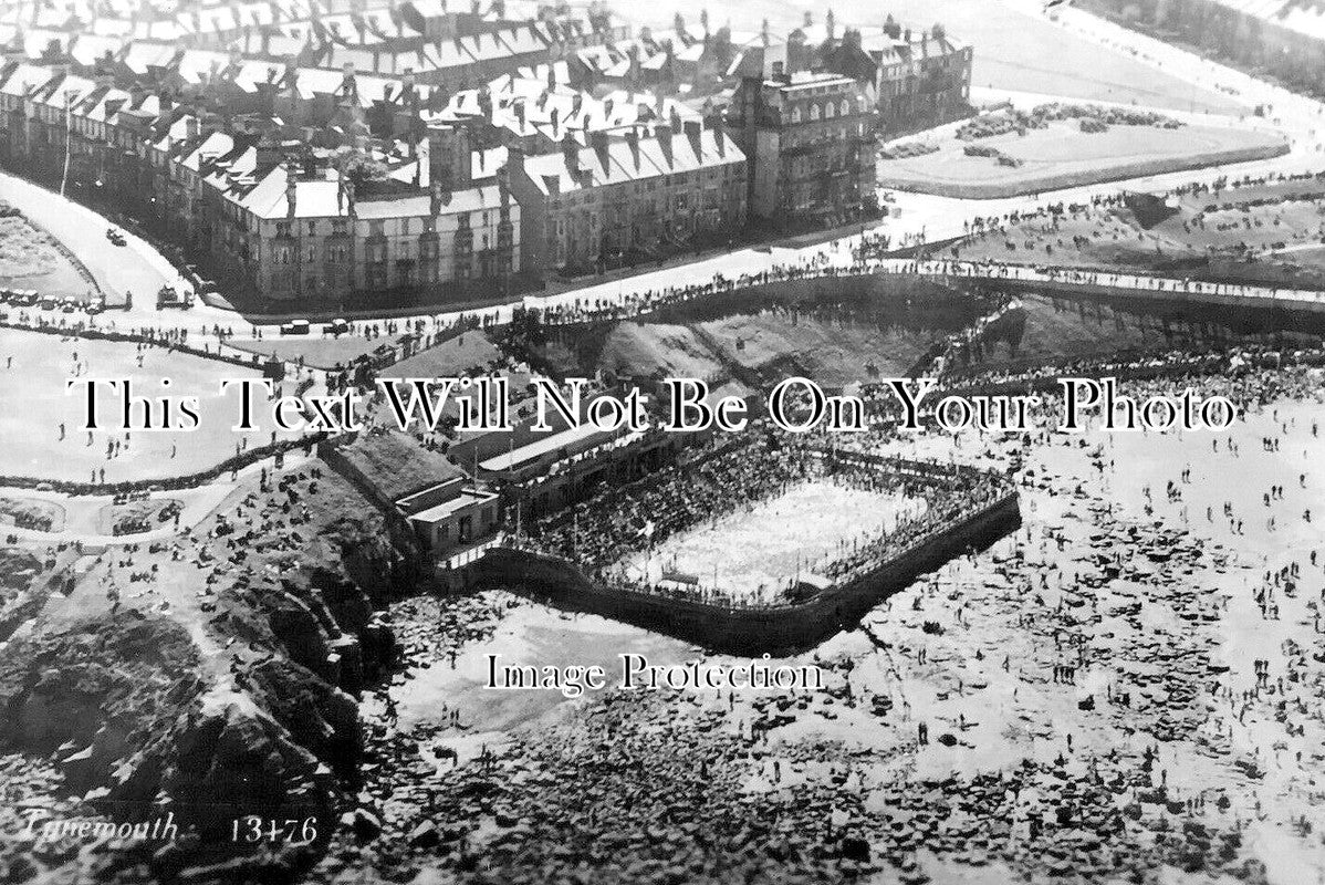 NO 2998 - Tynemouth Seafront, Northumberland c1942