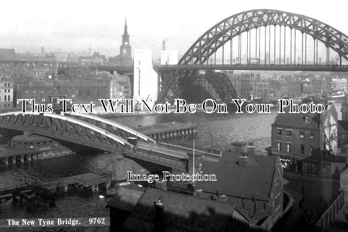 NO 3084  The New Tyne Bridge, Newcastle Upon Tyne, Northumberland
