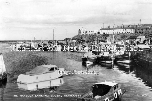 NO 490 - The Harbour Looking South, Seahouses, Northumberland