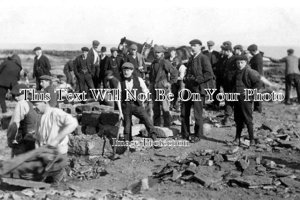 NO 556 - Coal Picking On The Beach, Amble, Northumberland