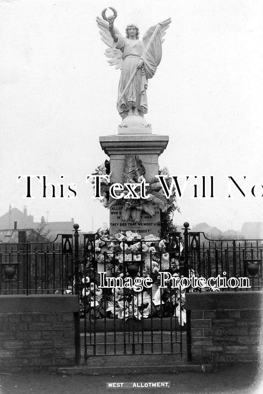 NO 587 - West Allotment Village War Memorial, Northumberland WW1