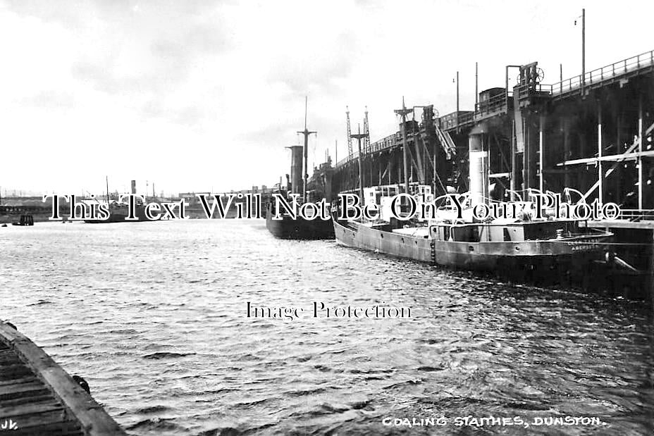 NO 787 - Coaling Staithes, Dunston, Northumberland c1926