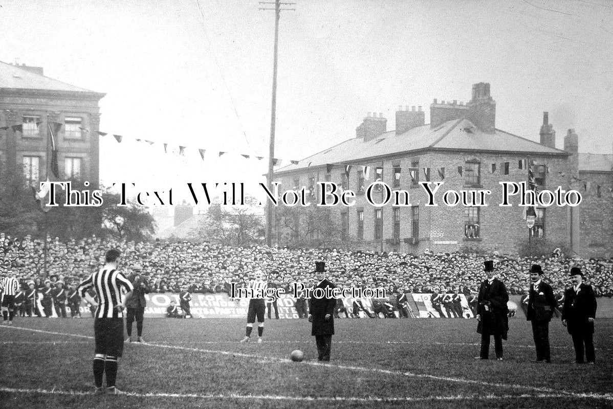 NO 808 - Newcastle United FC, Northumberland c1909