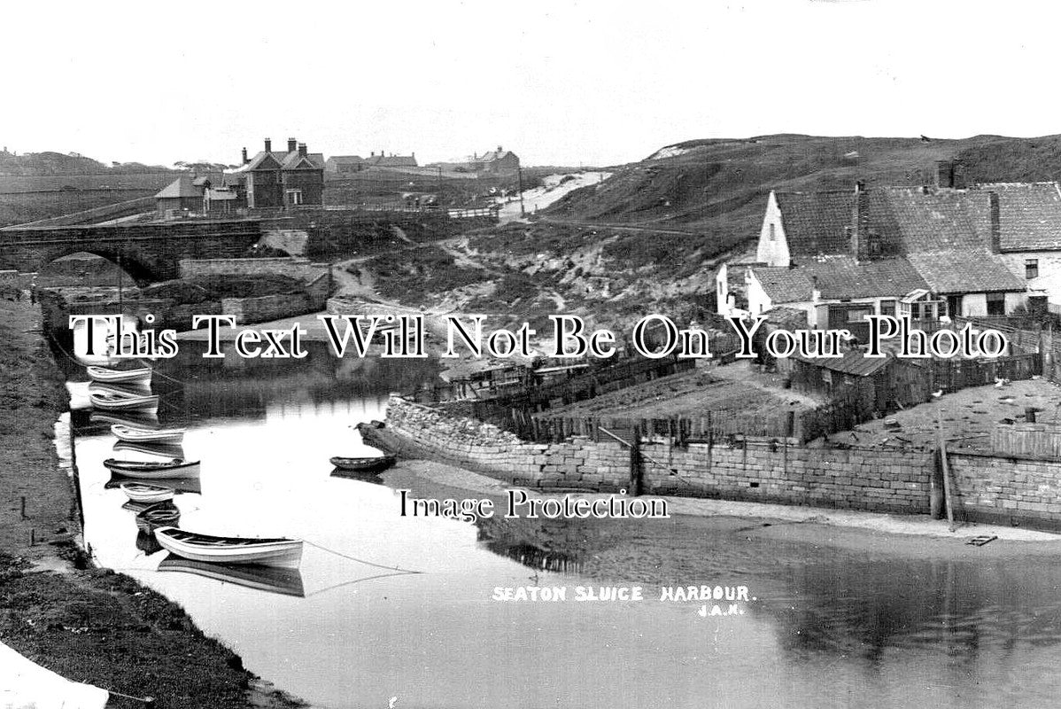 NO 826 - Seaton Sluice Harbour, Northumberland