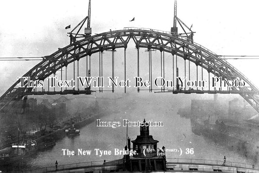 NO 881 - The New Tyne Bridge Under Construction, Newcastle, 1928