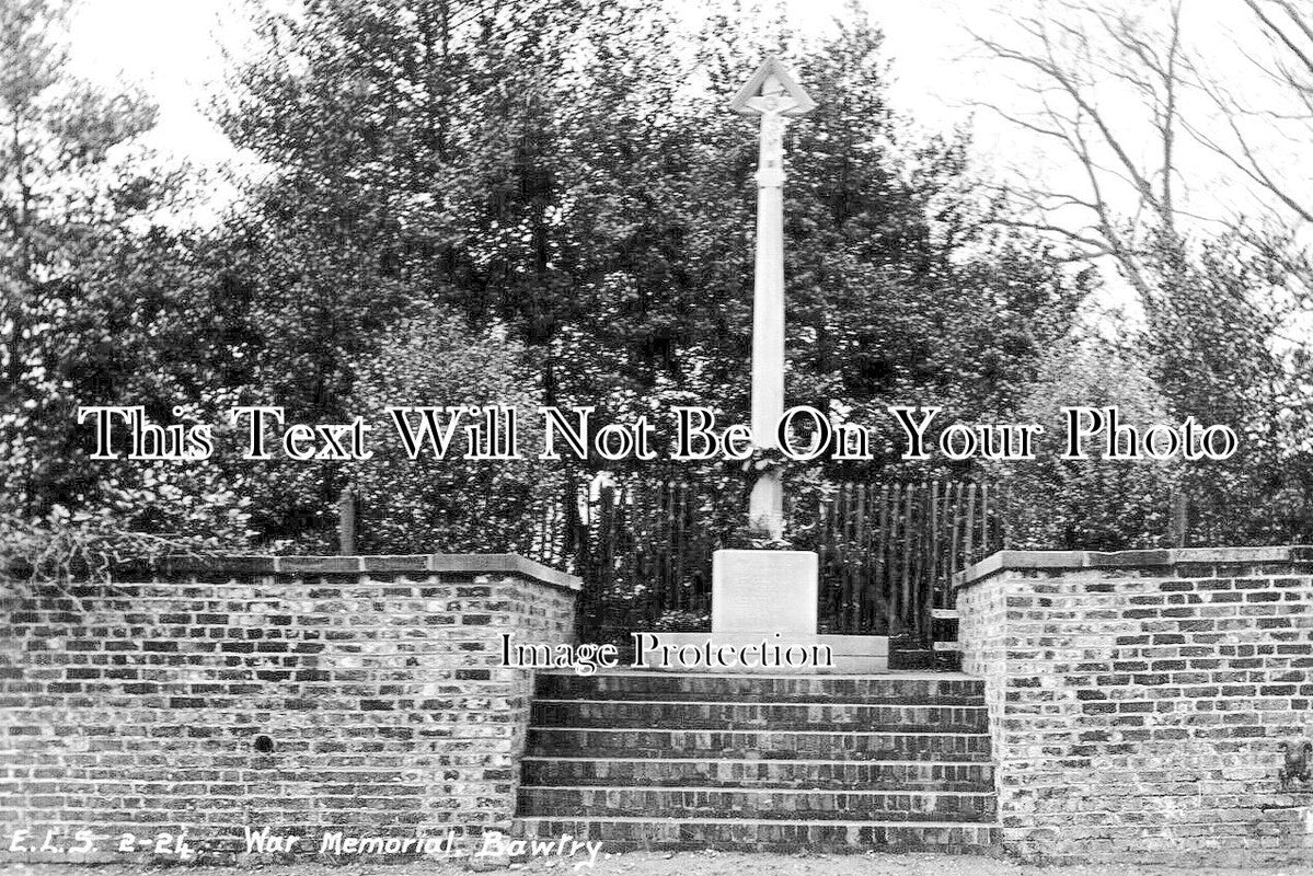 NT 1158 - Bawtry War Memorial, Nottinghamshire