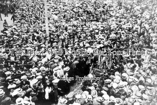 NT 1226 - Unveiling Queen Victoria Statue, Nottingham, Nottinghamshire 1905