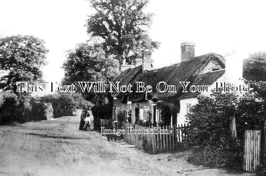 NT 1267 - Old Cottages, Wilford, Nottingham, Nottinghamshire c1911