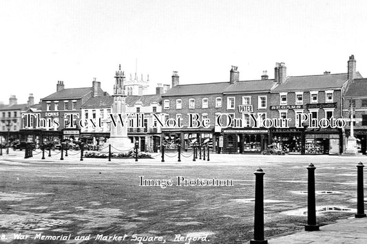NT 1307 - Retford War Memorial & Market Square, Nottinghamshire