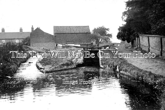 NT 1349 - The Canal Lock, Woodcocks Bridge, Retford, Nottinghamshire