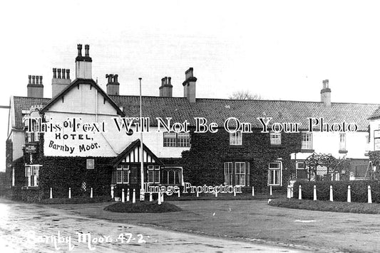 NT 1634 - Ye Olds Bell Pub, Barnby Moor, Bassetlaw, Nottinghamshire