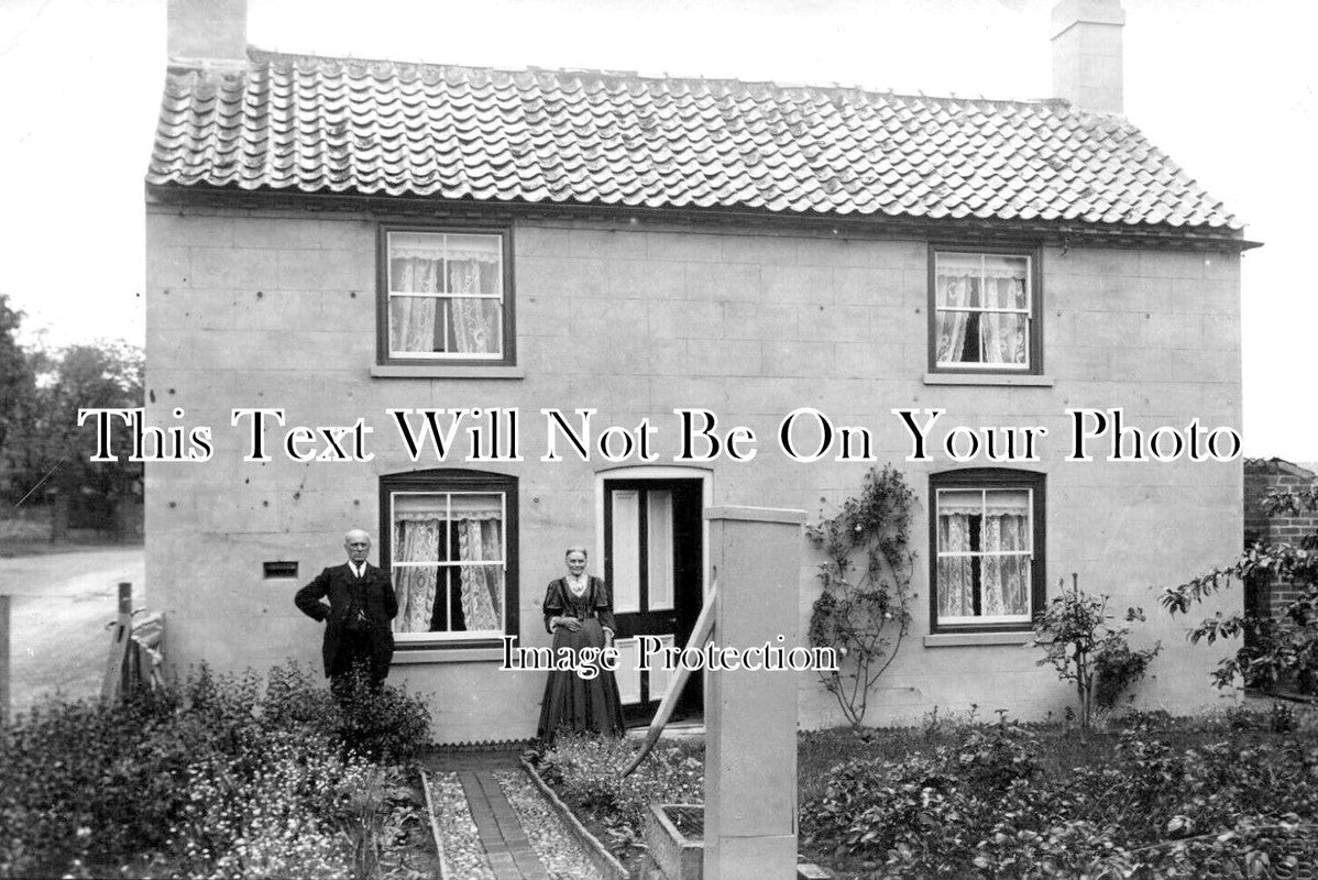 NT 1739 - House In Retford, Nottinghamshire – JB Archive