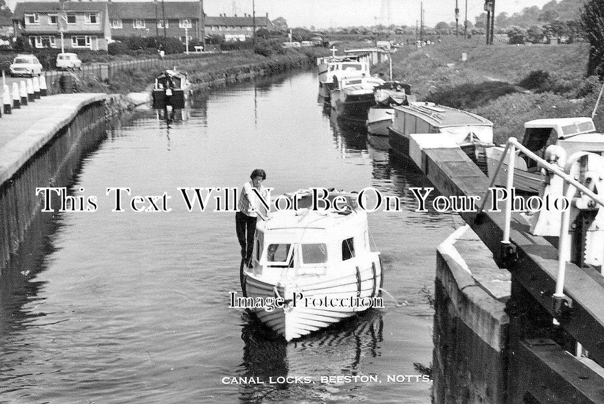 NT 1760 - Canal Locks, Beeston, Nottinghamshire