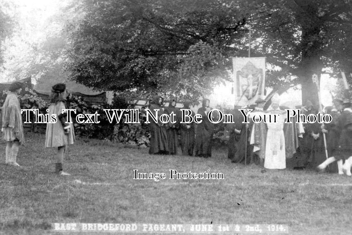 NT 228 - East Bridgford Pageant, Nottinghamshire June 1914