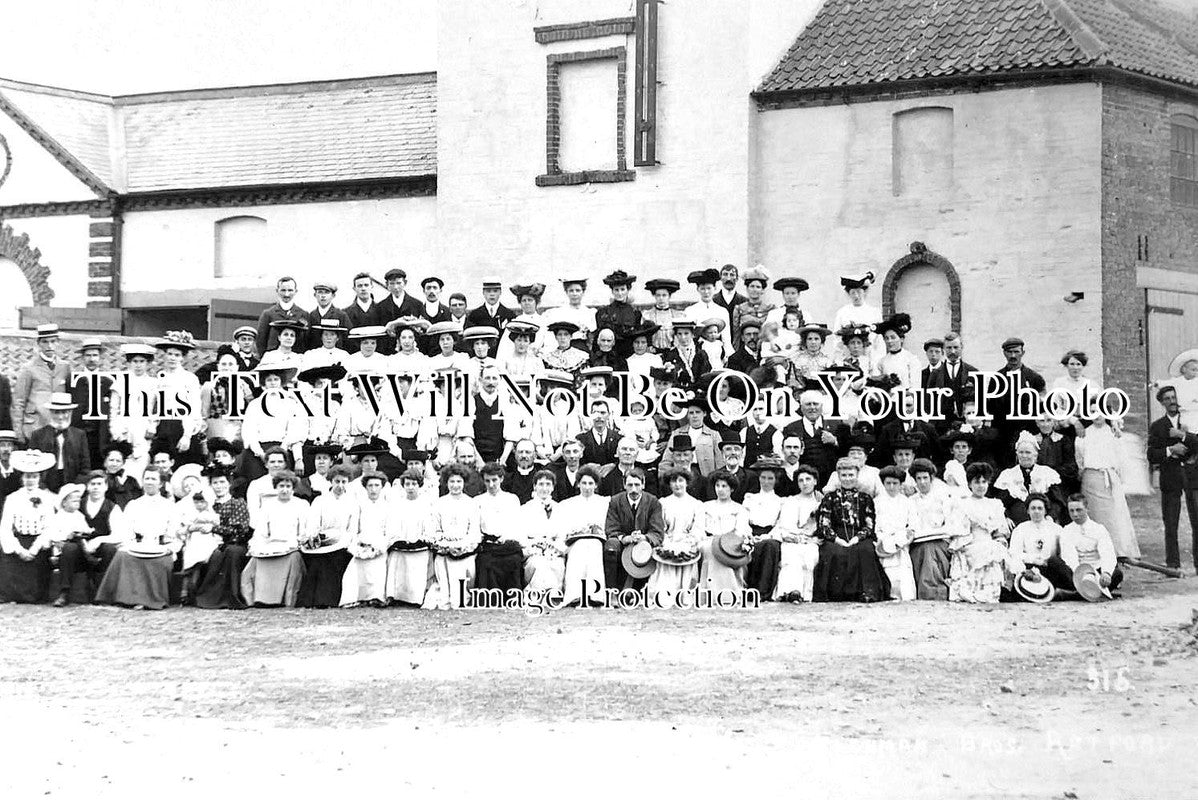 NT 679 - Primitive Methodist Sunday School Treat, Retford, Nottinghamshire c1908