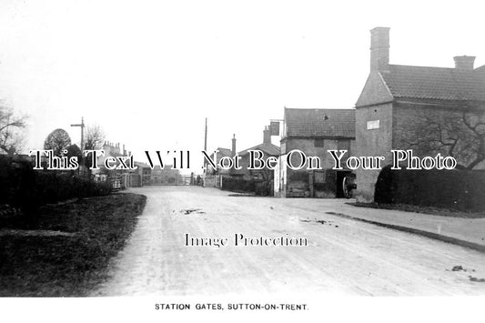 NT 721 - Railway Station Gates, Sutton On Trent, Nottinghamshire c1910