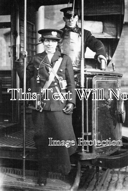 NT 763 - WW1 Lady Tram Conductor, Nottingham, Nottinghamshire