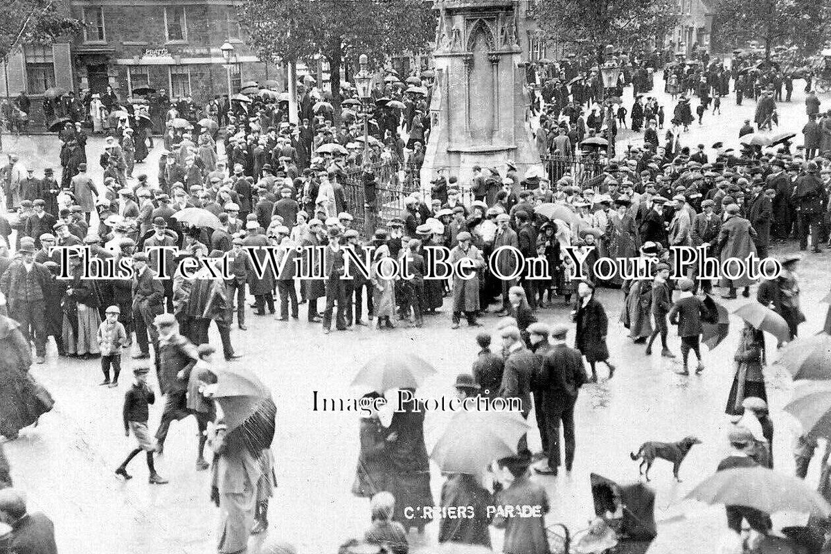 OX 1067 - Banbury Carriers Parade, Oxfordshire c1907