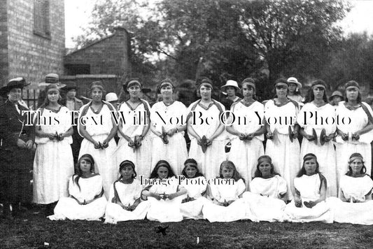 OX 1251 - Girl Guides As Grecians, Witney Summer Fete, Oxfordshire c1924