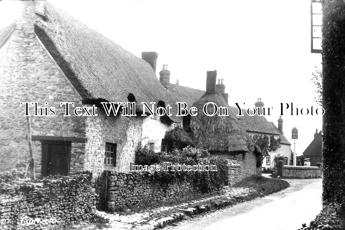 OX 1375 - The Vine Inn Pub, Cumnor Village, Oxfordshire – JB Archive