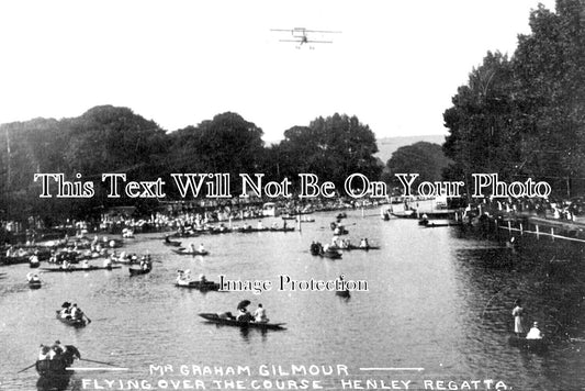 OX 1497 - Graham Gilmour Flying Over Henley On Thames Regatta