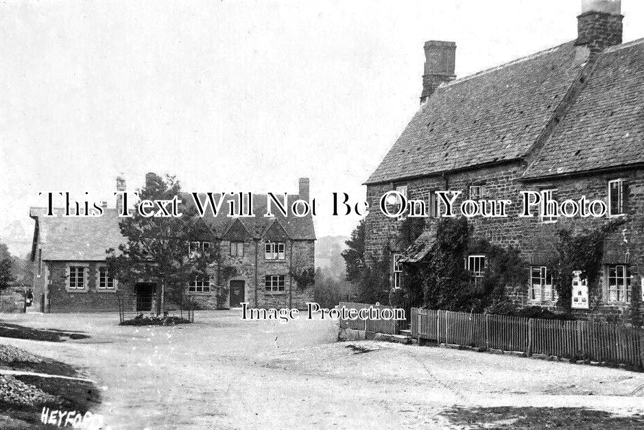 OX 1528 - Heyford, Oxfordshire