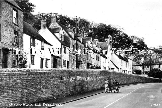 OX 1556 - Oxford Road, Old Woodstock, Oxfordshire