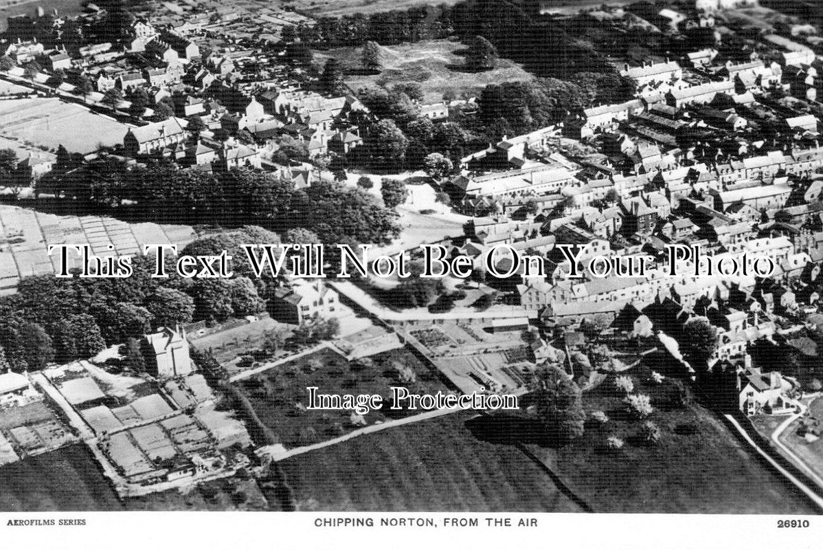 OX 1695 - Chipping Norton From The Air, Oxfordshire