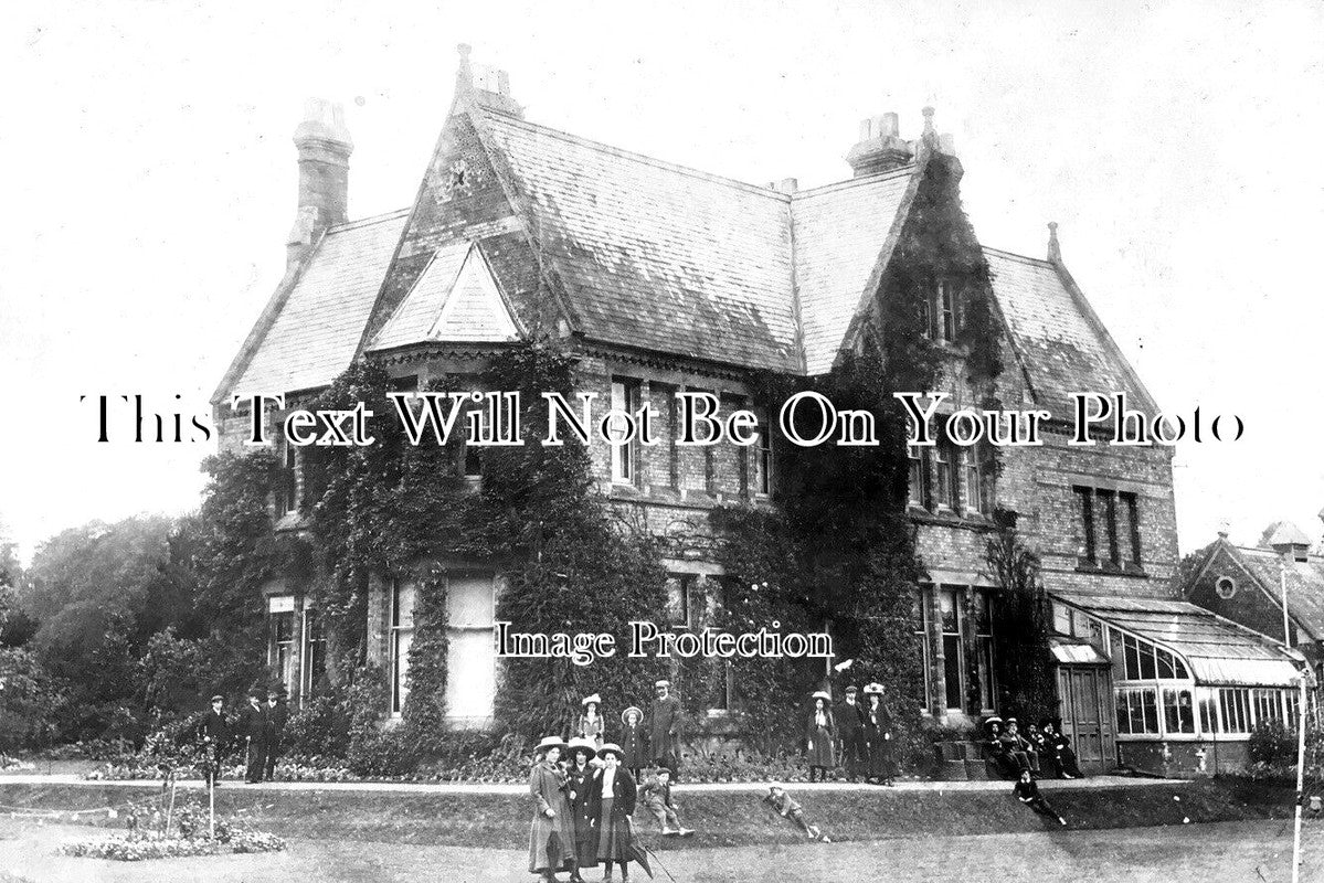 OX 1711 - House In Banbury, Oxfordshire