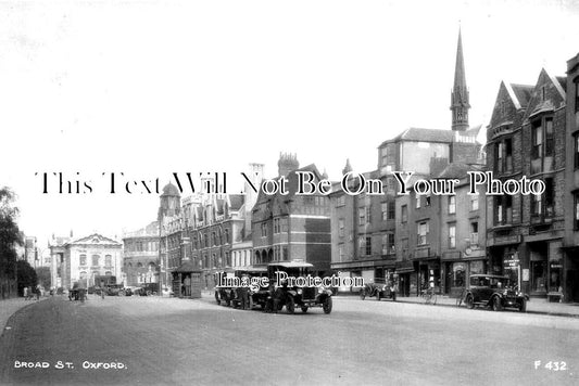 OX 1724 - Broad Street, Oxford, Oxfordshire