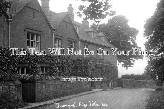 OX 1728 - Sunrising, Edge Hills, Banbury, Oxfordshire