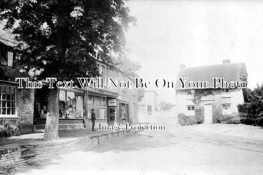 OX 1762 - The Fox & Grapes Pub, Islip, Oxfordshire