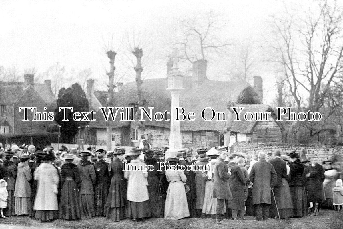 OX 1888 - West Hanney Buttercross, Oxfordshire