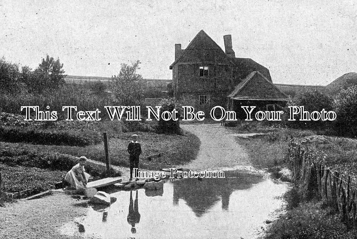 OX 211 - The Ford, Ewelme Village, Oxfordshire c1909